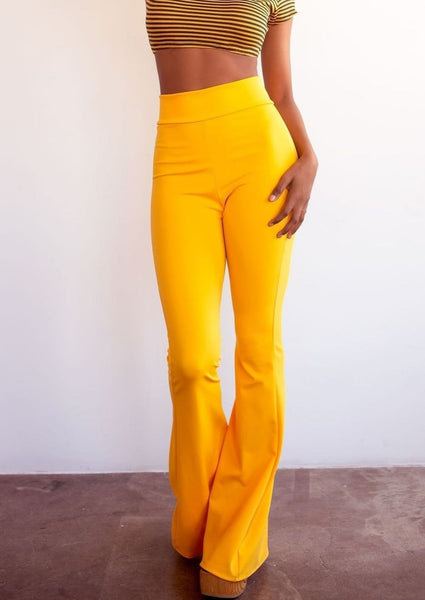 Highwaist Bell Bottom Pants in Yellow